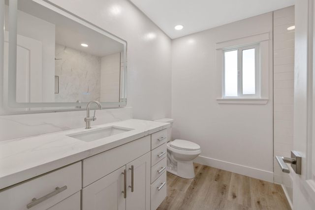 4024 W Howard Avenue, Visalia, CA 93277