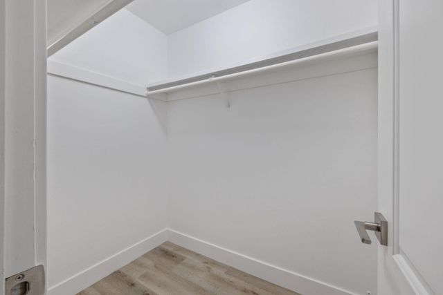 4024 W Howard Avenue, Visalia, CA 93277