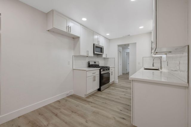 4024 W Howard Avenue, Visalia, CA 93277