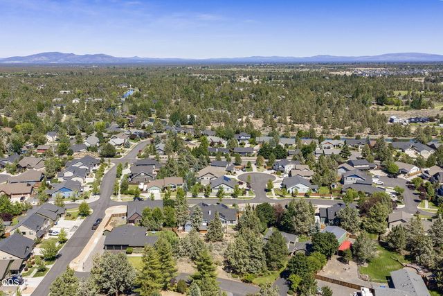 63337 Stonewood Drive, Bend, OR 97701