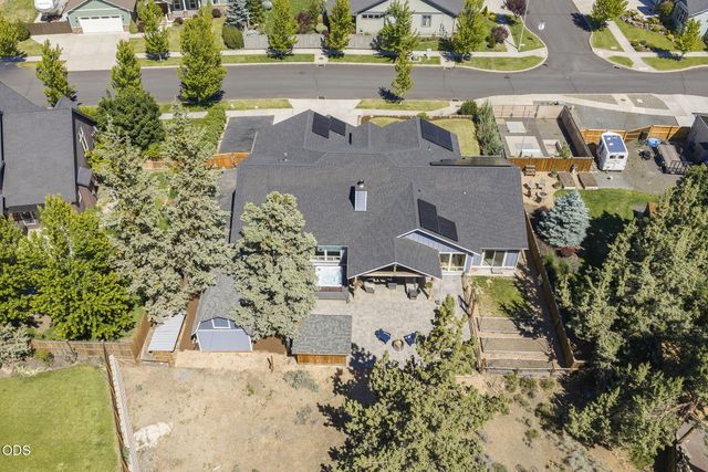 63337 Stonewood Drive, Bend, OR 97701