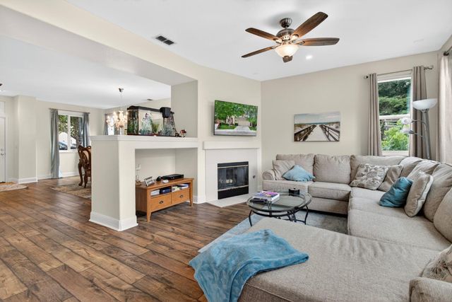 2834 Hawkins Ct, Tracy, CA 95377
