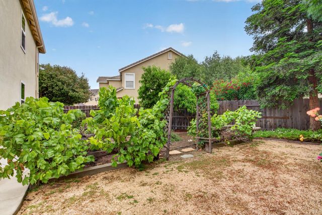 2834 Hawkins Ct, Tracy, CA 95377