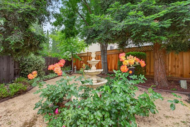 2834 Hawkins Ct, Tracy, CA 95377