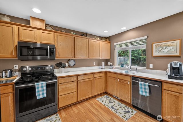 8319 132nd Street Ct E, Puyallup, WA 98373