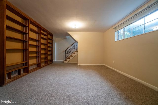 7716 CAYUGA AVE, Bethesda, MD 20817