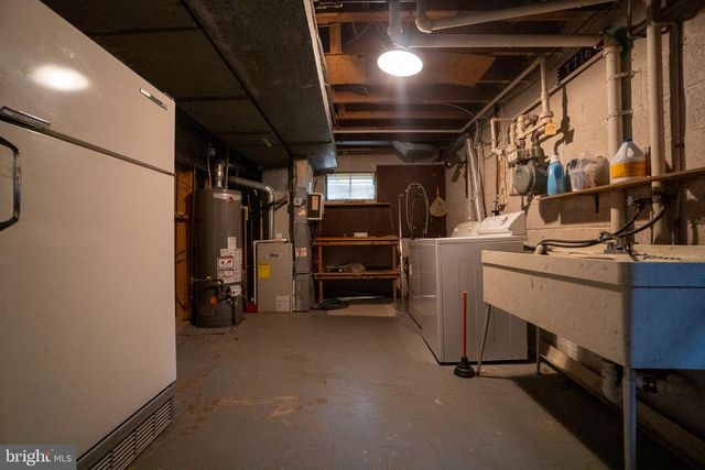 7716 CAYUGA AVE, Bethesda, MD 20817
