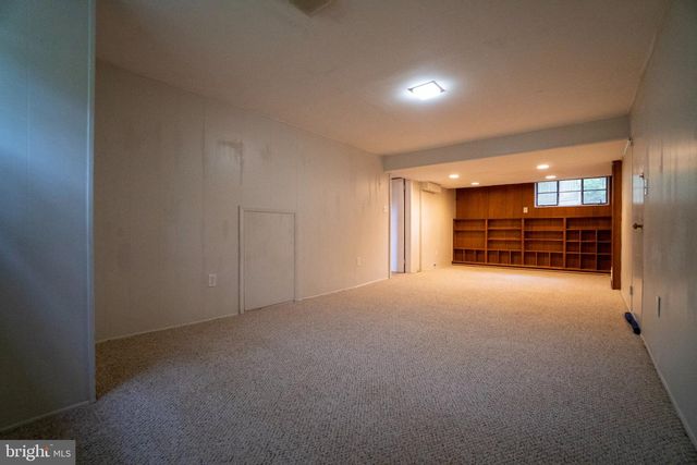 7716 CAYUGA AVE, Bethesda, MD 20817