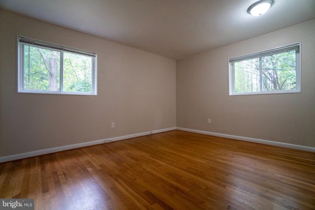 7716 CAYUGA AVE, Bethesda, MD 20817