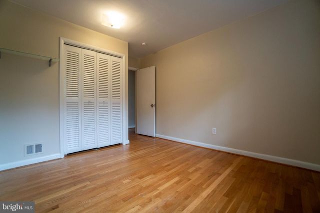7716 CAYUGA AVE, Bethesda, MD 20817
