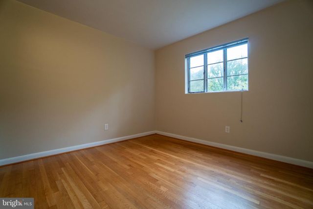 7716 CAYUGA AVE, Bethesda, MD 20817