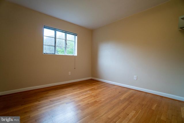 7716 CAYUGA AVE, Bethesda, MD 20817