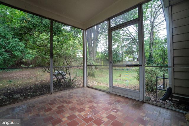 7716 CAYUGA AVE, Bethesda, MD 20817