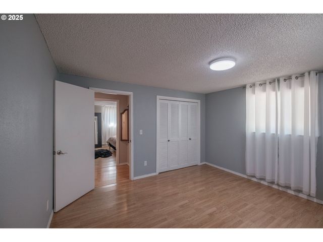 2225 MOLALLA Rd, Woodburn, OR 97071