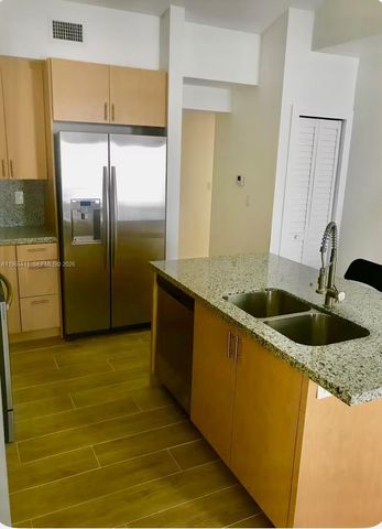 500 NW 43rd Ct 502, Miami, FL 33126