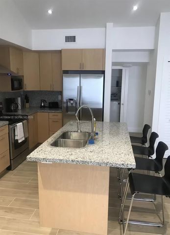 500 NW 43rd Ct 502, Miami, FL 33126