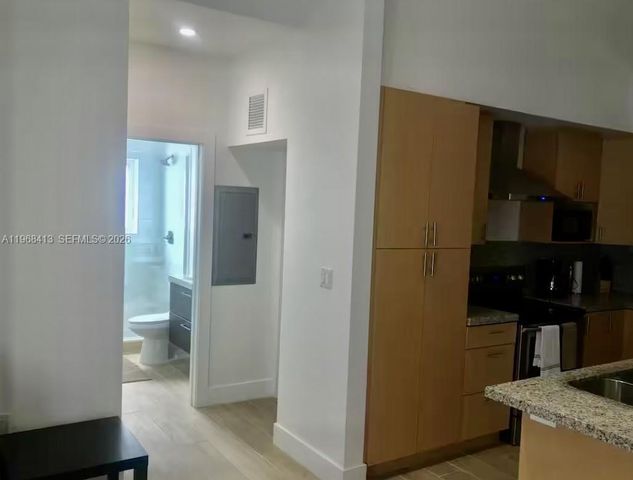 500 NW 43rd Ct 502, Miami, FL 33126