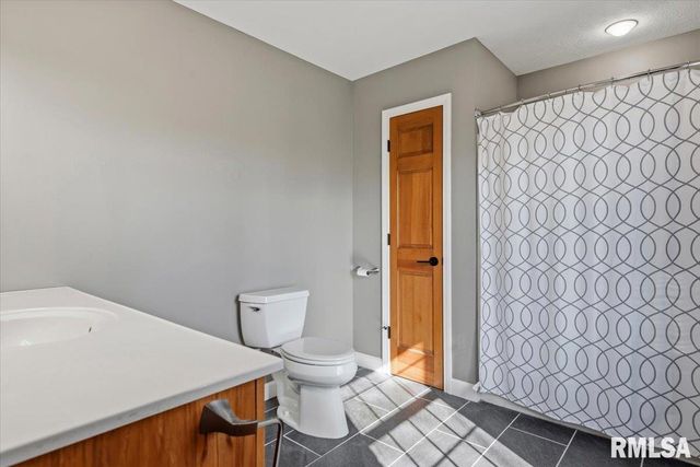 385 HIGH MEADOW, Sherman, IL 62684