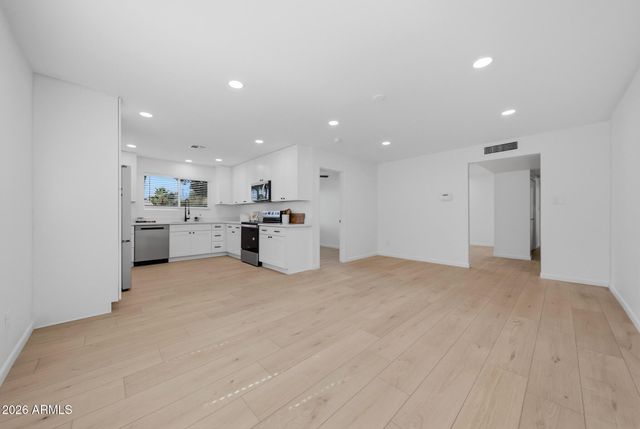 12838 N 33RD Street, Phoenix, AZ 85032