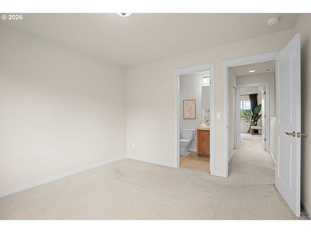 11122 Sw BERLIN Ave, Wilsonville, OR 97070