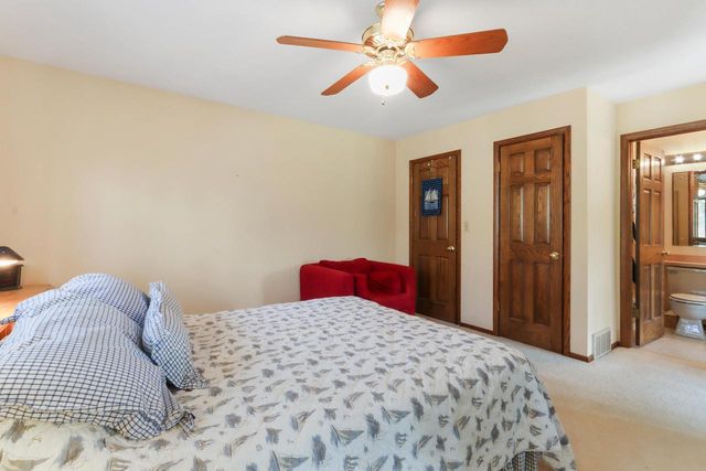 152 Saint Andrews TRAIL, Fontana, WI 53125