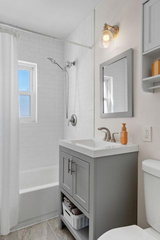 4350 Jersey Avenue N, Crystal, MN 55428