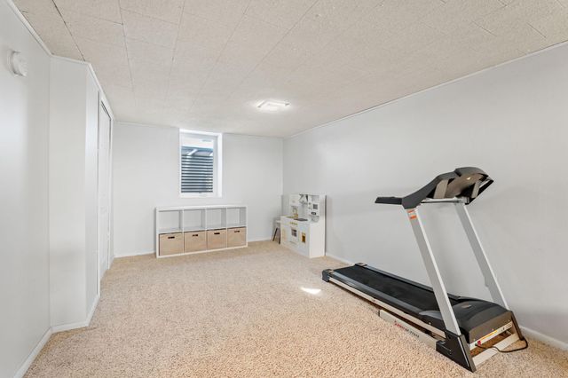 4350 Jersey Avenue N, Crystal, MN 55428