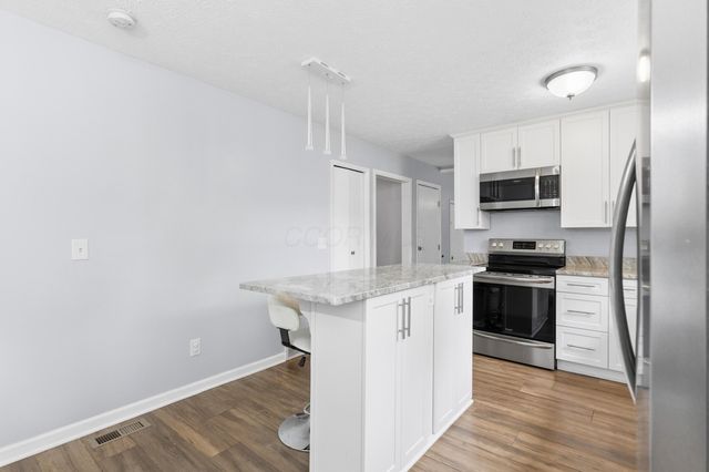 2204 Ladue Drive, Powell, OH 43065