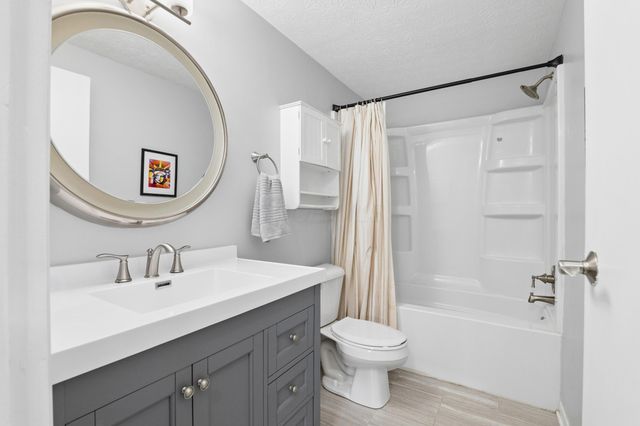 2204 Ladue Drive, Powell, OH 43065
