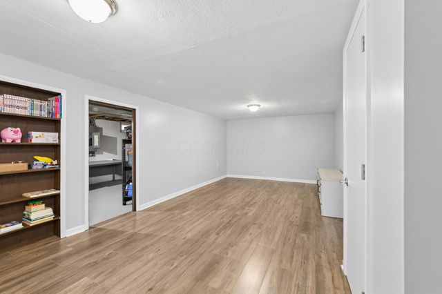 2204 Ladue Drive, Powell, OH 43065