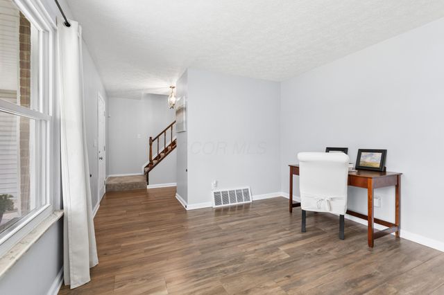 2204 Ladue Drive, Powell, OH 43065
