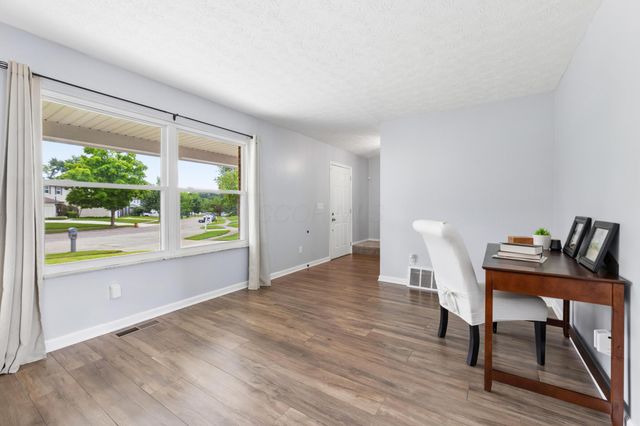2204 Ladue Drive, Powell, OH 43065