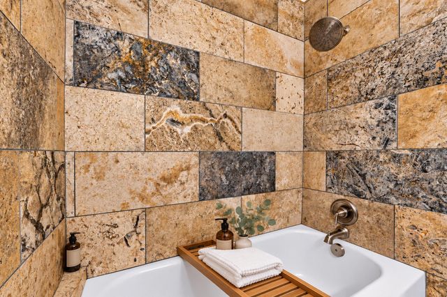6000 Shepherd Mountain CV 1601, Austin, TX 78730