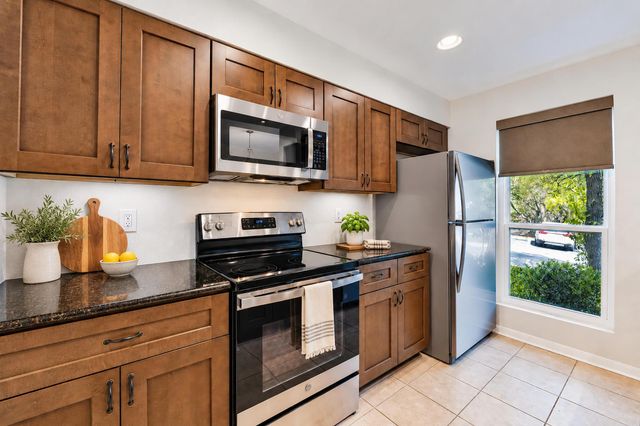 6000 Shepherd Mountain CV 1601, Austin, TX 78730