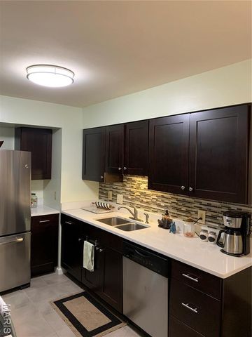 1801 Misty Moss Drive, St Louis, MO 63146