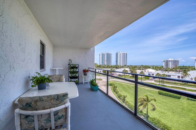 336 Golfview Road 518, North Palm Beach, FL 33408