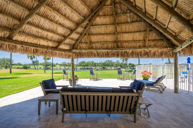 336 Golfview Road 518, North Palm Beach, FL 33408