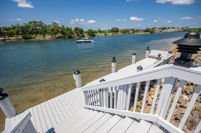 336 Golfview Road 518, North Palm Beach, FL 33408