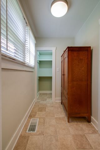 2615 W Linden Ave, Nashville, TN 37212