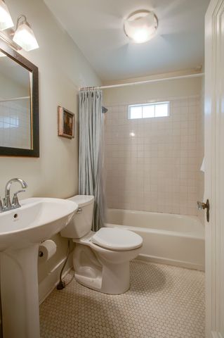 2615 W Linden Ave, Nashville, TN 37212