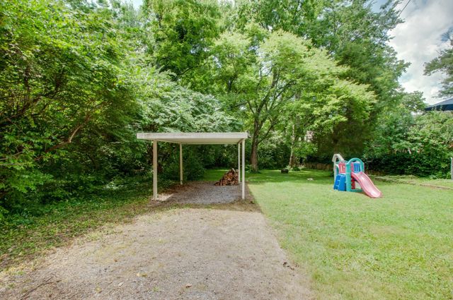 2615 W Linden Ave, Nashville, TN 37212