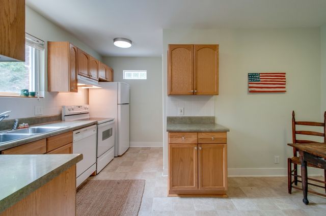 2615 W Linden Ave, Nashville, TN 37212