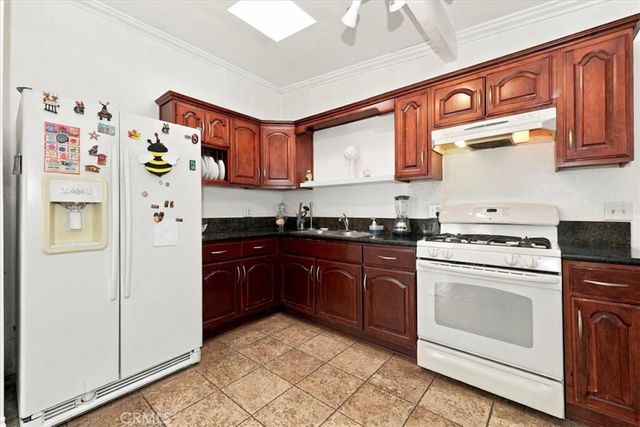 737 Calaveras, Ontario, CA 91764