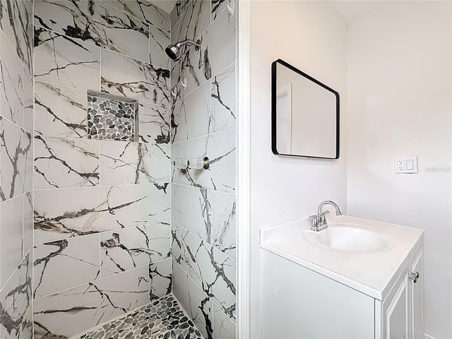 1130 DENNIS AVENUE, Orlando, FL 32807