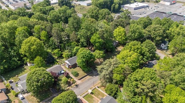 728 W Banner Avenue, Winston-salem, NC 27127