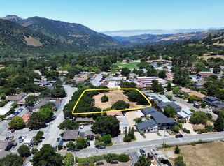 25-27 Carmel Valley Road, Carmel Valley, CA 93924