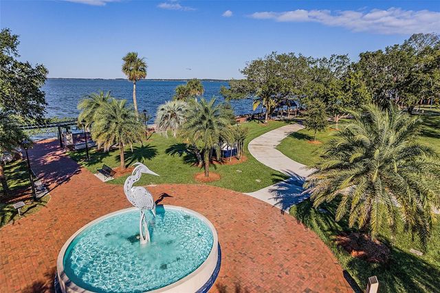 500 E GOTTSCHE AVENUE, Eustis, FL 32726