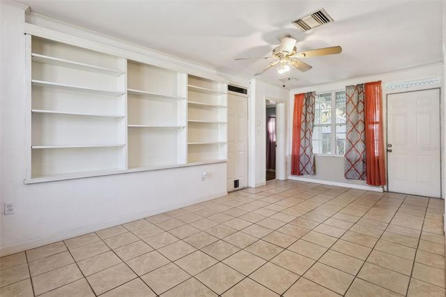 500 E GOTTSCHE AVENUE, Eustis, FL 32726