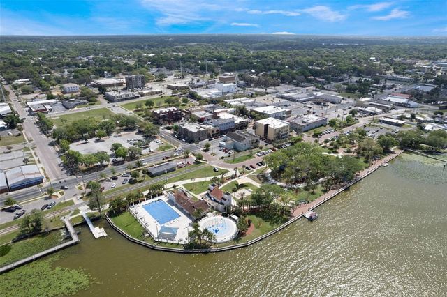 500 E GOTTSCHE AVENUE, Eustis, FL 32726