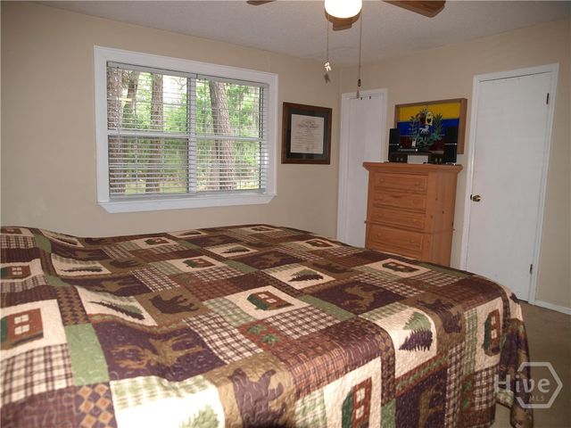 139 North Drive, Savannah, GA 31406